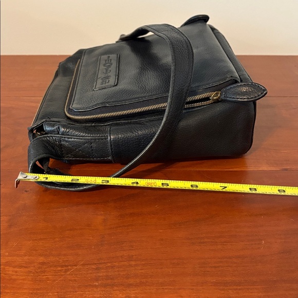 Vintage Fossil Black Pebbled Leather Crossbody Bag Style # 75082 purse handbag - Picture 11 of 11